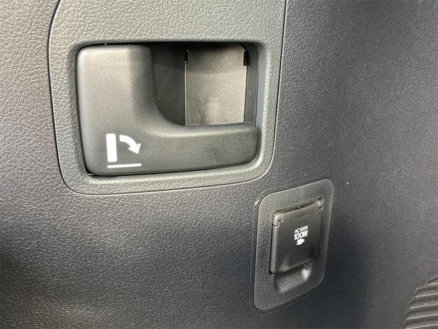 ランドクルーザー AX 4WD ドライブレコーダー ETC バックカメラ ワンオーナー車 オートクルーズコントロール 黒革調シートカバー 9インチナビ&フルセグTV オートマチックハイビーム オートライト LEDヘッドランプ(59枚目)