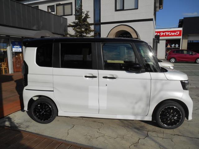 L・ターボコーディネートスタイル 4WD 両側電動スライドドア 届出済未使用車(3枚目)