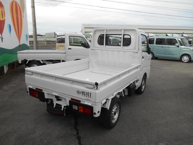 スタンダード 4WD オートマ エアコン パワステ スマートアシスト 届出済未使用車(2枚目)