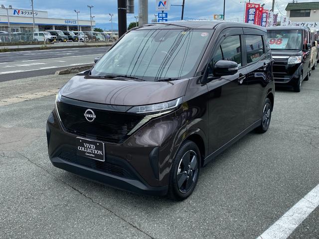 サクラ Ｘ　純正９型メモリーナビ　フルセグ　Ｂｌｕｅｔｏｏｔｈ　アラウンドビューモニター　セーフティーシールド　クリアランスソナー　ＬＥＤライト　インテリキー　ＥＴＣ２．０　ドラレコ　ワンオーナー（2枚目）