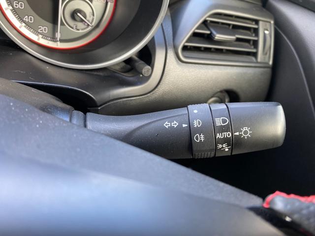 スイフトスポーツ ベースグレード 社外8型メモリーナビ フルセグ DVD Bluetooth セーフティーサポート LEDライト スマートキー シートヒーター ブラインドスポットモニター 前後ドラレコ ETC ワンオーナー(14枚目)