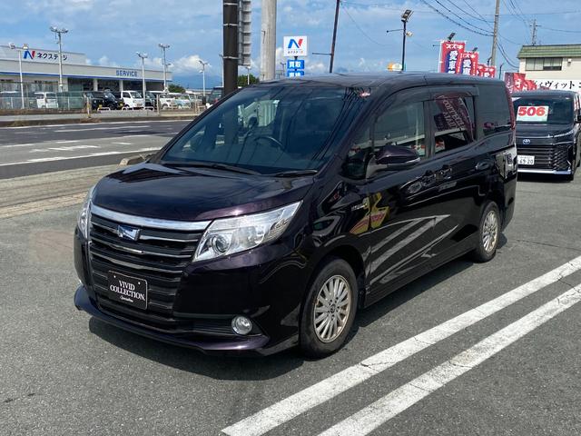 ノア ハイブリッドＧ　純正ＳＤナビ　フルセグ　ＤＶＤ　Ｂｌｕｅｔｏｏｔｈ　バックカメラ　セーフティーセンス　左パワースライドドア　シートヒーター　ＬＥＤライト　スマートキー　ＥＴＣ　ドラレコ（2枚目）