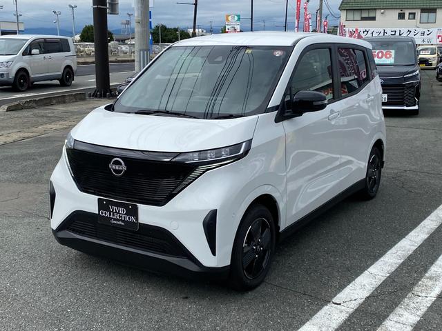 サクラ Ｘ　純正９型メモリーナビ　フルセグ　ＤＶＤ　Ｂｌｕｅｔｏｏｔｈ　バックカメラ　エマージェンシーブレーキ　ｅペダル　インテリキー　ＬＥＤライト　クリアランスソナー　置くだけ充電　ＥＴＣ　前後ドラレコ（2枚目）