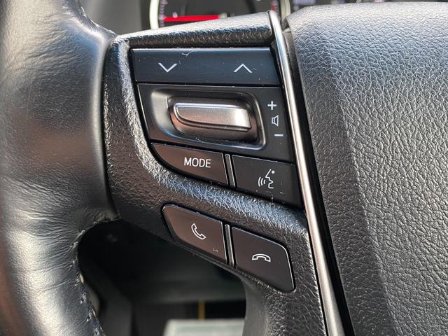 ヴェルファイア ２．５Ｚ　Ａエディション　ゴールデンアイズ　純正１０型ＳＤナビ　フルセグ　ＤＶＤ　Ｂｌｕｅｔｏｏｔｈ　バックカメラ　後席フリップダウンモニター　両側パワースライドドア　パワーバックドア　ハーフレザーシート　スマートキー　ＬＥＤライト（11枚目）