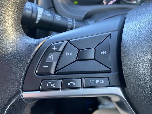 ノート ｅ－パワー　Ｘ　純正ＳＤナビ　フルセグ　ＤＶＤ　Ｂｌｕｅｔｏｏｔｈ　アラウンドビューモニター　エマージェンシーブレーキ　スマートミラー　インテリキー　ＬＥＤライト　ＥＴＣ（11枚目）
