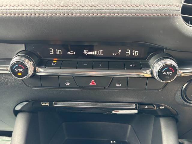 ＭＡＺＤＡ３ファストバック １５Ｓツーリング　純正ＳＤナビ　フルセグ　ＤＶＤ　Ｂｌｕｅｔｏｏｔｈ　３６０度ビューモニター　スマートブレーキサポート　ドライバーモニタリング　パーキングセンサー　ＬＥＤライト　スマートキー　アイドリングストップ（18枚目）