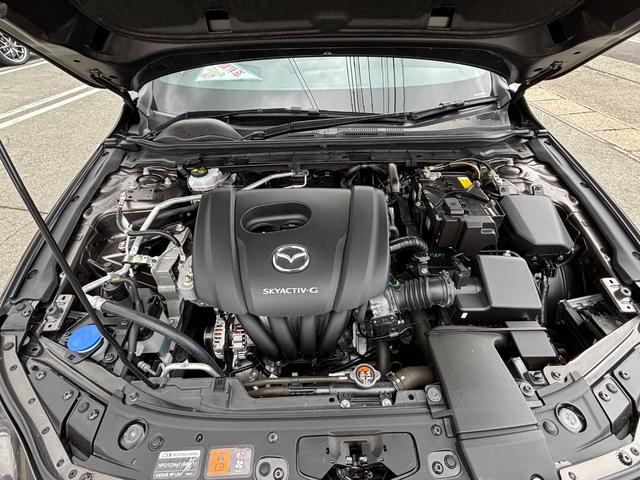 ＭＡＺＤＡ３ファストバック １５Ｓツーリング　純正ＳＤナビ　フルセグ　ＤＶＤ　Ｂｌｕｅｔｏｏｔｈ　３６０度ビューモニター　スマートブレーキサポート　ドライバーモニタリング　パーキングセンサー　ＬＥＤライト　スマートキー　アイドリングストップ（36枚目）