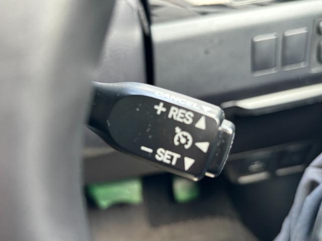 エスティマ アエラス　プレミアムエディション　４ＷＤ　純正ＳＤナビ　フルセグ　ＤＶＤ　Ｂｌｕｅｔｏｏｔｈ　両側パワースライドドア　キセノンライト　スマートキー　ＥＴＣ（12枚目）