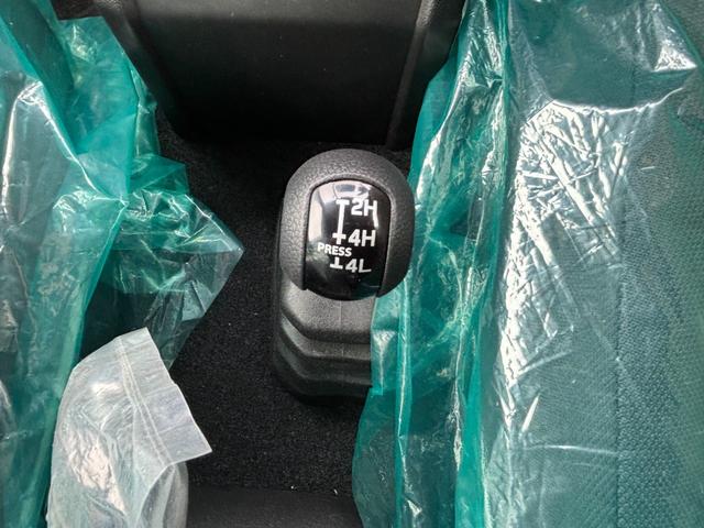 ジムニーノマド ＦＣ　４ＷＤ　登録済未使用車　セーフティーサポート　パーキングセンサー　シートヒーター　スマートキー　ＬＥＤライト（16枚目）