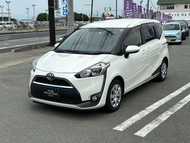 シエンタ Ｇ　純正ＳＤナビ　フルセグ　ＤＶＤ　Ｂｌｕｅｔｏｏｔｈ　バックカメラ　後席フリップダウンモニター　寒冷地仕様　両側パワースライドドア　スマートキー　前後ドラレコ　ＥＴＣ（2枚目）