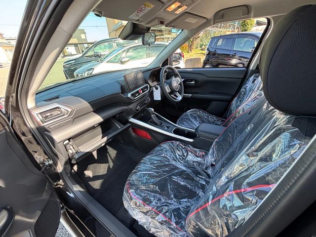 ライズ Ｚ　４ＷＤ　登録済未使用車　純正９型ディスプレイオーディオ　フルセグ　Ｂｌｕｅｔｏｏｔｈ　パノラマモニター　スマートアシスト　寒冷地仕様　シートヒーター　ＬＥＤライト　スマートキー　アイドリングストップ（24枚目）