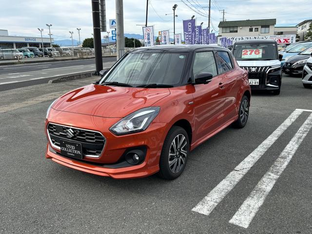 スイフト ハイブリッドＲＳ　４ＷＤ　純正メモリーナビ　フルセグ　ＤＶＤ　Ｂｌｕｅｔｏｏｔｈ　全方位モニター　セーフティーサポート　パーキングセンサー　シートヒーター　ＬＥＤライト　スマートキー　アイドリングストップ（2枚目）