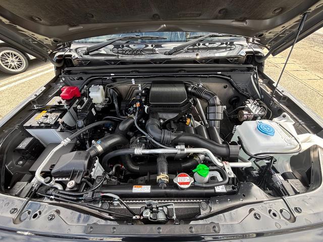 ジムニー ＸＣ　４ＷＤ　届出済未使用車　社外ディスプレイオーディオ　Ｂｌｕｅｔｏｏｔｈ　セーフティーサポート　パーキングセンサー　シートヒーター　ＬＥＤライト　スマートキー　純１６インチアルミ　アイドリングストップ（33枚目）