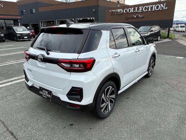 ライズ Ｚ　４ＷＤ　登録済未使用車　純正９型ディスプレイオーディオ　フルセグ　Ｂｌｕｅｔｏｏｔｈ　パノラマモニター　スマートアシスト　寒冷地仕様　シートヒーター　ＬＥＤライト　スマートキー　アイドリングストップ（5枚目）