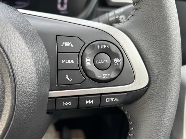 ライズ Ｚ　４ＷＤ　登録済未使用車　純正９型ディスプレイオーディオ　フルセグ　Ｂｌｕｅｔｏｏｔｈ　パノラマモニター　スマートアシスト　寒冷地仕様　シートヒーター　ＬＥＤライト　スマートキー　アイドリングストップ（12枚目）
