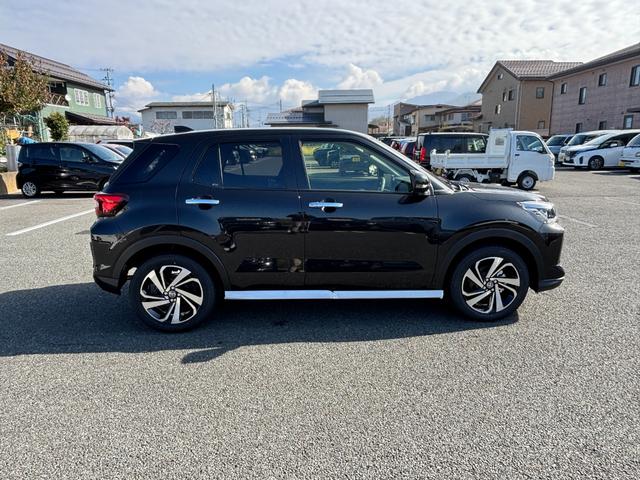 ライズ Z 4WD 登録済未使用車 純正9型ディスプレイオーディオ フルセグ Bluetooth パノラマモニター スマートアシスト 寒冷地仕様 シートヒーター LEDライト スマートキー アイドリングストップ(4枚目)