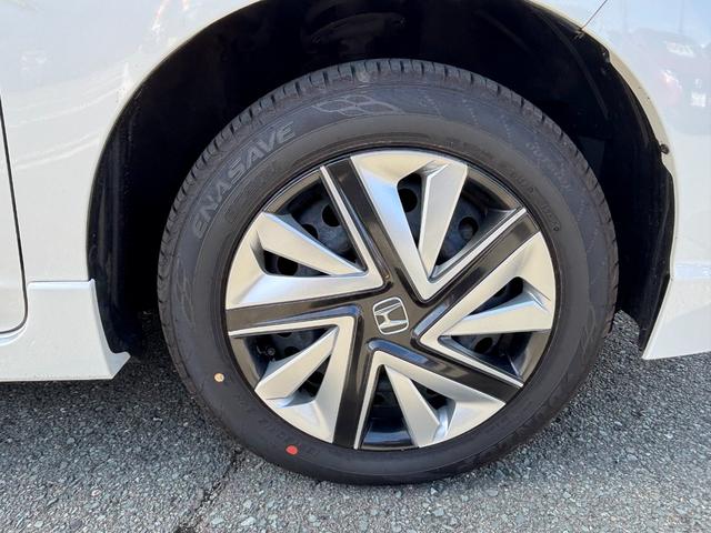 シャトル ハイブリッドＸ　ホンダセンシング　４ＷＤ　純正ディスプレイオーディオ　ワンセグ　ＣＤ　バックカメラ　ホンダセンシング　ハーフレザーシート　シートヒーター　ワイパーデアイサー　ＬＥＤライト　スマートキー　ＥＴＣ　ドラレコ（30枚目）