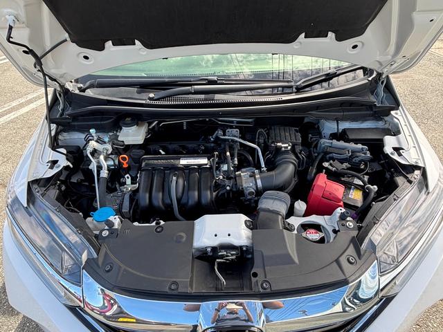 シャトル ハイブリッドＸ　ホンダセンシング　４ＷＤ　純正ディスプレイオーディオ　ワンセグ　ＣＤ　バックカメラ　ホンダセンシング　ハーフレザーシート　シートヒーター　ワイパーデアイサー　ＬＥＤライト　スマートキー　ＥＴＣ　ドラレコ（33枚目）