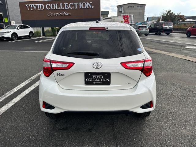 ヴィッツ Ｆ　４ＷＤ　社外ＳＤナビ　フルセグ　ＤＶＤ　Ｂｌｕｅｔｏｏｔｈ　バックカメラ　セーフティーセンス　寒冷地仕様　ＬＥＤライト　キーレス　ＥＴＣ（6枚目）