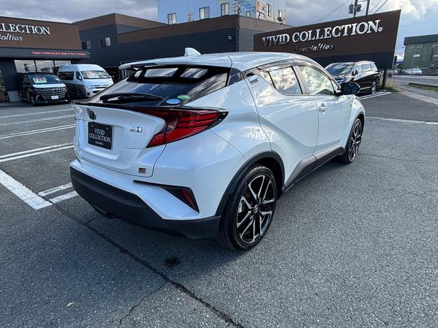 Ｃ－ＨＲ Ｓ　ＧＲスポーツ　純正ディスプレイオーディオ　フルセグ　Ｂｌｕｅｔｏｏｔｈ　バックカメラ　セーフティーセンス　スマートキー一体エンジンスターター　ＬＥＤライト　ＥＴＣ２．０（5枚目）