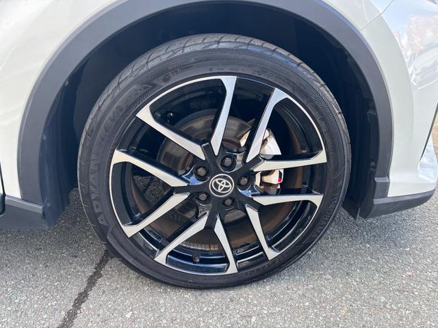 Ｃ－ＨＲ Ｓ　ＧＲスポーツ　純正ディスプレイオーディオ　フルセグ　Ｂｌｕｅｔｏｏｔｈ　バックカメラ　セーフティーセンス　スマートキー一体エンジンスターター　ＬＥＤライト　ＥＴＣ２．０（32枚目）