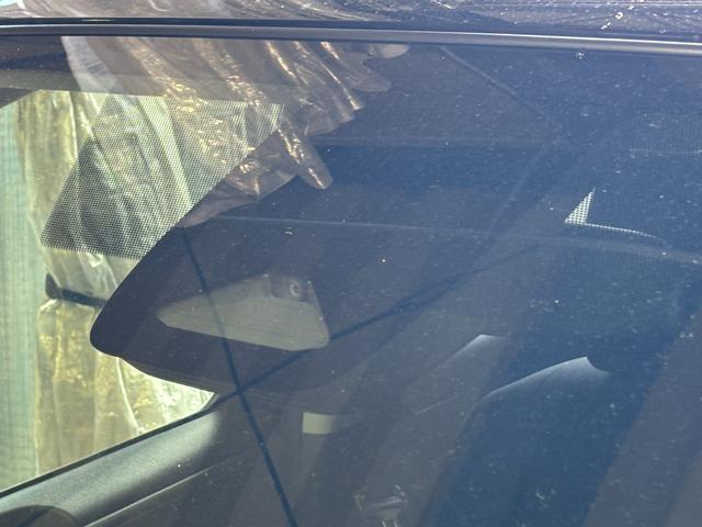 シエンタ ハイブリッドＧ　４ＷＤ　純正８型ディスプレイオーディオ　Ｂｌｕｅｔｏｏｔｈ　バックカメラ　セーフティーセンス　寒冷地仕様　両側パワースライドドア　ＬＥＤライト　スマートキー　ブラインドスポットモニター　ＥＴＣ（9枚目）