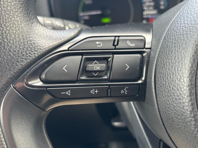 シエンタ ハイブリッドＧ　４ＷＤ　純正８型ディスプレイオーディオ　Ｂｌｕｅｔｏｏｔｈ　バックカメラ　セーフティーセンス　寒冷地仕様　両側パワースライドドア　ＬＥＤライト　スマートキー　ブラインドスポットモニター　ＥＴＣ（12枚目）