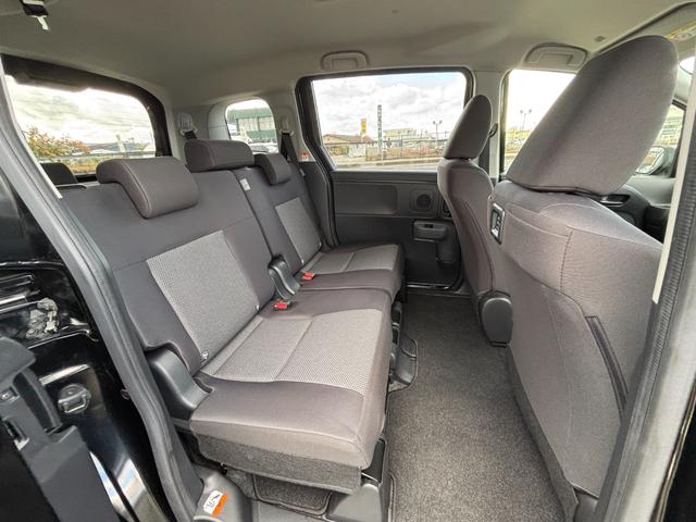 シエンタ ハイブリッドＧ　４ＷＤ　純正８型ディスプレイオーディオ　Ｂｌｕｅｔｏｏｔｈ　バックカメラ　セーフティーセンス　寒冷地仕様　両側パワースライドドア　ＬＥＤライト　スマートキー　ブラインドスポットモニター　ＥＴＣ（31枚目）