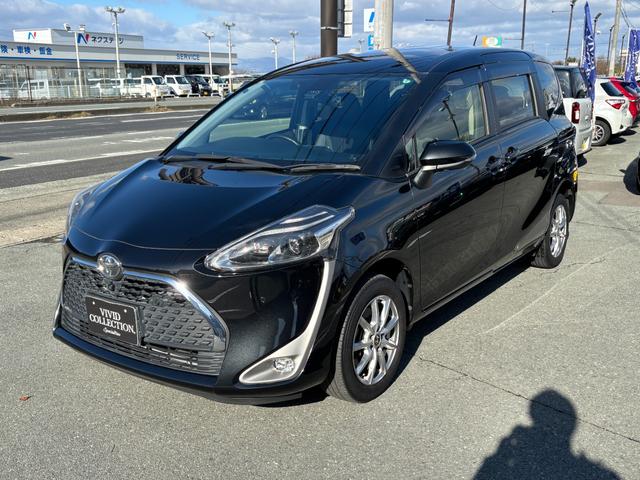 シエンタ Ｇ　クエロ　４ＷＤ　社外ＳＤナビ　フルセグ　ＤＶＤ　Ｂｌｕｅｔｏｏｔｈ　パノラミックビューモニター　セーフティーセンス　寒冷地仕様　両側パワースライドドア　ＬＥＤライト　スマートキー　シートヒーター　ＥＴＣ（2枚目）