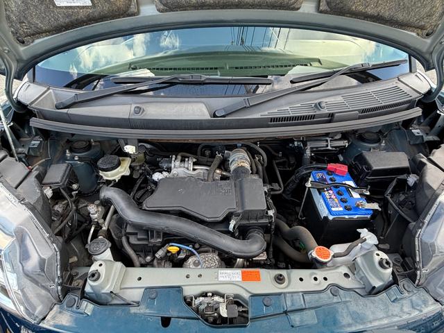 タンク カスタムＧ　Ｓ　４ＷＤ　社外９型ＳＤナビ　フルセグ　ＤＶＤ　Ｂｌｕｅｔｏｏｔｈ　バックカメラ　後席フリップダウンモニター　スマートアシスト　両側パワースライドドア　ＬＥＤライト　スマートキー　アイドリングストップ（38枚目）