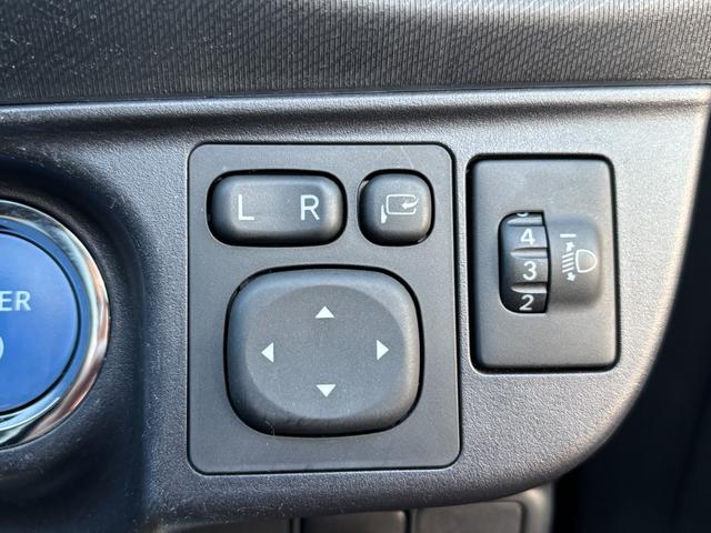 アクア Ｇブラックソフトレザーセレクション　純正ＳＤナビ　ワンセグ　ＣＤ　Ｂｌｕｅｔｏｏｔｈ　バックカメラ　スマートキー　黒革シート　前後ドラレコ　ＡＢＳ　Ｗエアバック（17枚目）