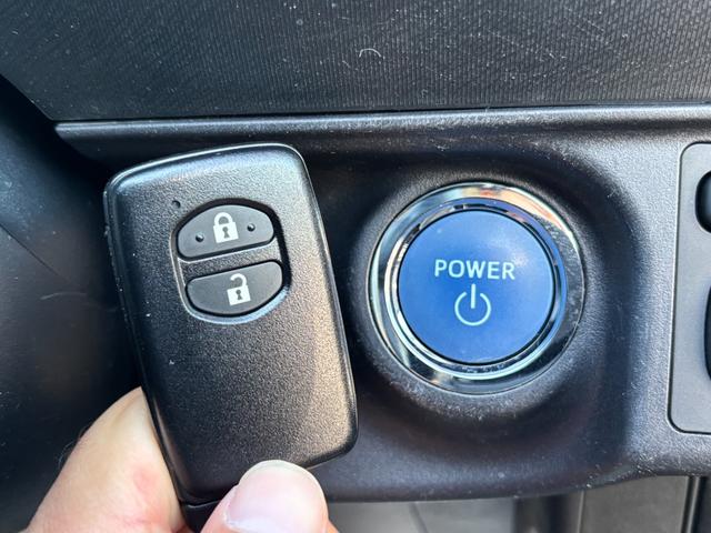 アクア Ｇブラックソフトレザーセレクション　純正ＳＤナビ　ワンセグ　ＣＤ　Ｂｌｕｅｔｏｏｔｈ　バックカメラ　スマートキー　黒革シート　前後ドラレコ　ＡＢＳ　Ｗエアバック（28枚目）