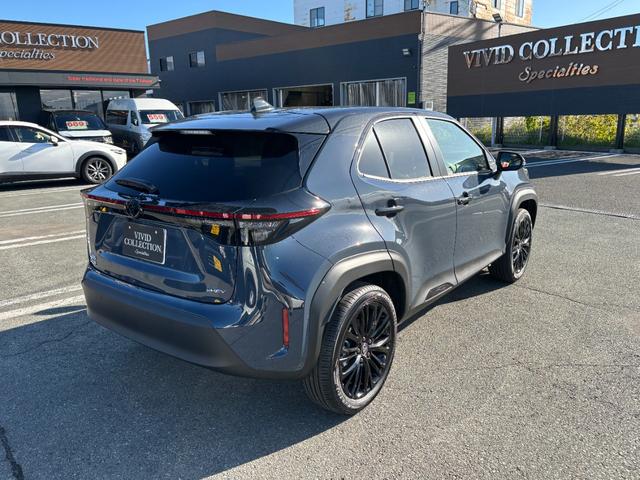 ヤリスクロス ハイブリッドZ ウルバーノ 4WD 登録済未使用車 純正ディスプレイオーディオ フルセグ Bluetooth パノラミックビューモニター セーフティーセンス 寒冷地仕様 アドバンスドパーク シートヒーター LEDライト ETC(5枚目)