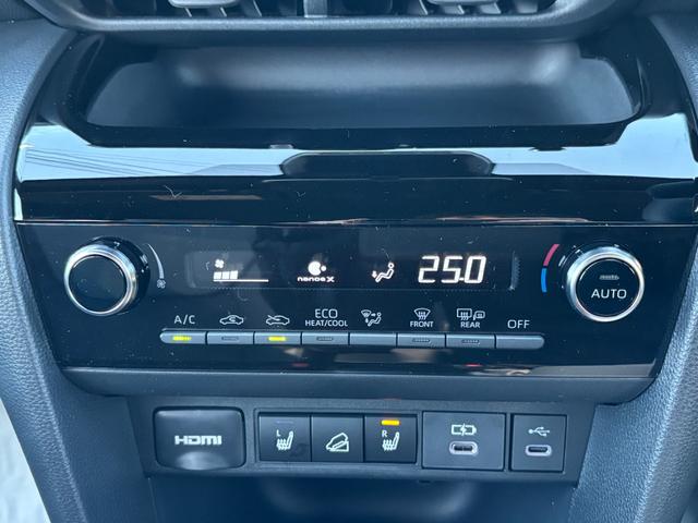 ヤリスクロス ハイブリッドZ ウルバーノ 4WD 登録済未使用車 純正ディスプレイオーディオ フルセグ Bluetooth パノラミックビューモニター セーフティーセンス 寒冷地仕様 アドバンスドパーク シートヒーター LEDライト ETC(19枚目)