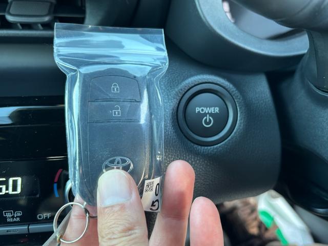 ヤリスクロス ハイブリッドZ ウルバーノ 4WD 登録済未使用車 純正ディスプレイオーディオ フルセグ Bluetooth パノラミックビューモニター セーフティーセンス 寒冷地仕様 アドバンスドパーク シートヒーター LEDライト ETC(34枚目)