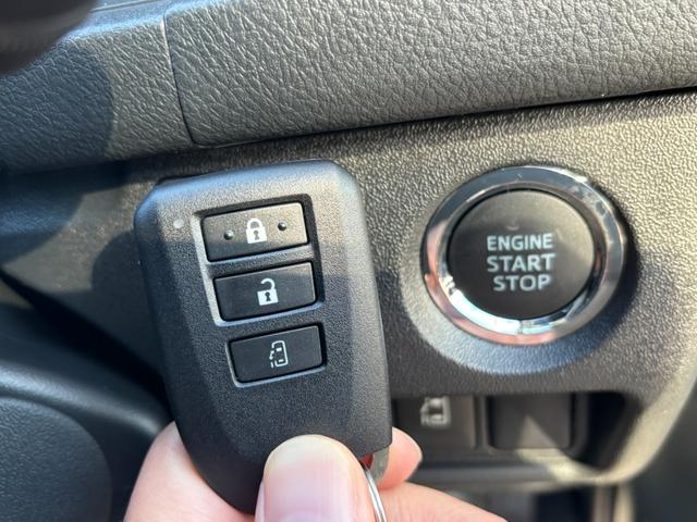 ハイエースワゴン グランドキャビン 4WD 登録済未使用車 純正SDナビ ワンセグ CD Bluetooth パノラミックビューモニター セーフティーセンス 寒冷地仕様 パワースライドドア デジタルインナーミラー スマートキー(32枚目)