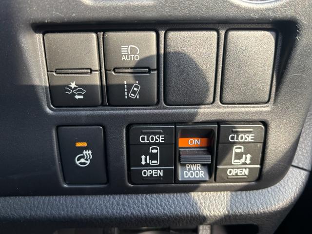 エスクァイア Ｇｉ　プレミアムパッケージ　ブラックテーラード　４ＷＤ　純正９型ＳＤナビ　フルセグ　ＤＶＤ　Ｂｌｕｅｔｏｏｔｈ　バックカメラ　後席フリップダウンモニター　セーフティーセンス　両側パワースライドドア　シートヒーター　ＬＥＤライト　スマートキー（15枚目）