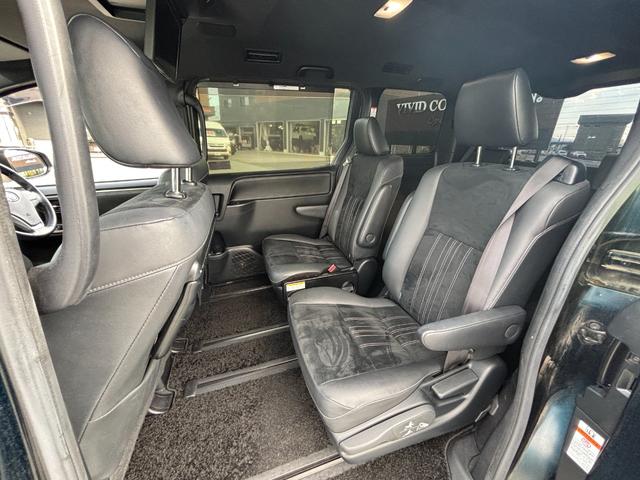 エスクァイア Ｇｉ　プレミアムパッケージ　ブラックテーラード　４ＷＤ　純正９型ＳＤナビ　フルセグ　ＤＶＤ　Ｂｌｕｅｔｏｏｔｈ　バックカメラ　後席フリップダウンモニター　セーフティーセンス　両側パワースライドドア　シートヒーター　ＬＥＤライト　スマートキー（25枚目）