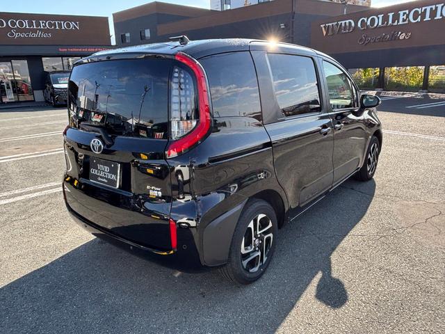 シエンタ ハイブリッドZ 4WD 純正10型ディスプレイオーディオ ナビ フルセグ パノラミックビューモニター セーフティーセンス 寒冷地仕様 アドバンスドパーク 両側パワースライドドア LEDライト スマートキー(6枚目)