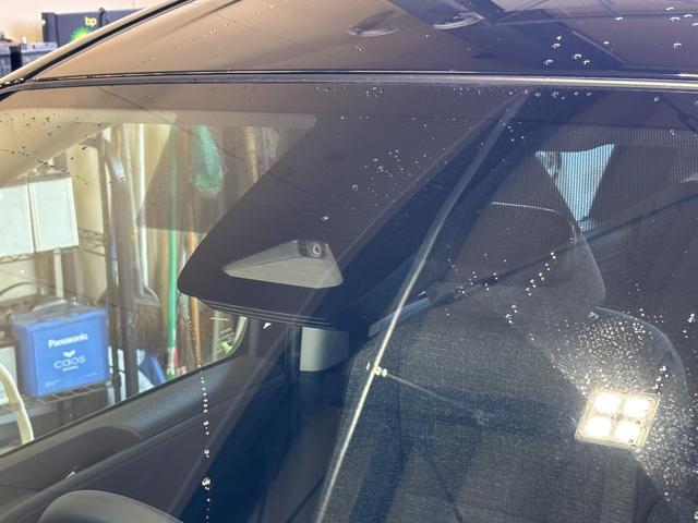 シエンタ ハイブリッドZ 4WD 純正10型ディスプレイオーディオ ナビ フルセグ パノラミックビューモニター セーフティーセンス 寒冷地仕様 アドバンスドパーク 両側パワースライドドア LEDライト スマートキー(9枚目)