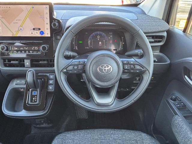 シエンタ ハイブリッドZ 4WD 純正10型ディスプレイオーディオ ナビ フルセグ パノラミックビューモニター セーフティーセンス 寒冷地仕様 アドバンスドパーク 両側パワースライドドア LEDライト スマートキー(11枚目)