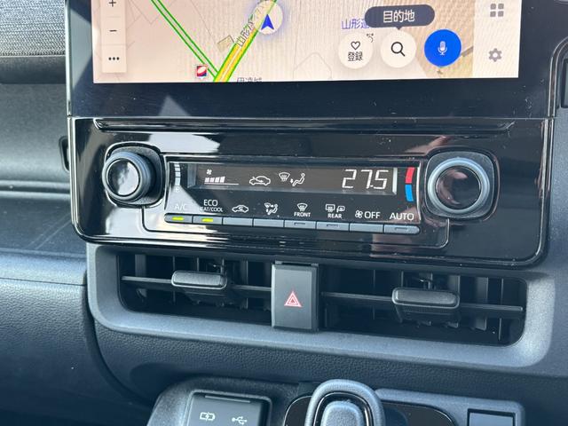 シエンタ ハイブリッドZ 4WD 純正10型ディスプレイオーディオ ナビ フルセグ パノラミックビューモニター セーフティーセンス 寒冷地仕様 アドバンスドパーク 両側パワースライドドア LEDライト スマートキー(20枚目)