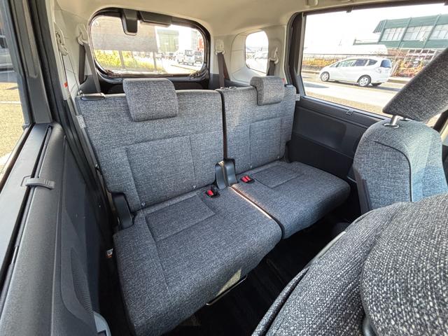 シエンタ ハイブリッドZ 4WD 純正10型ディスプレイオーディオ ナビ フルセグ パノラミックビューモニター セーフティーセンス 寒冷地仕様 アドバンスドパーク 両側パワースライドドア LEDライト スマートキー(29枚目)