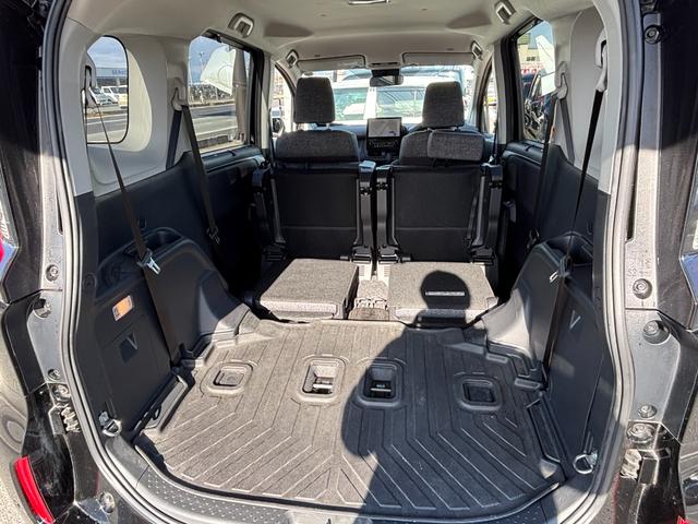 シエンタ ハイブリッドZ 4WD 純正10型ディスプレイオーディオ ナビ フルセグ パノラミックビューモニター セーフティーセンス 寒冷地仕様 アドバンスドパーク 両側パワースライドドア LEDライト スマートキー(33枚目)