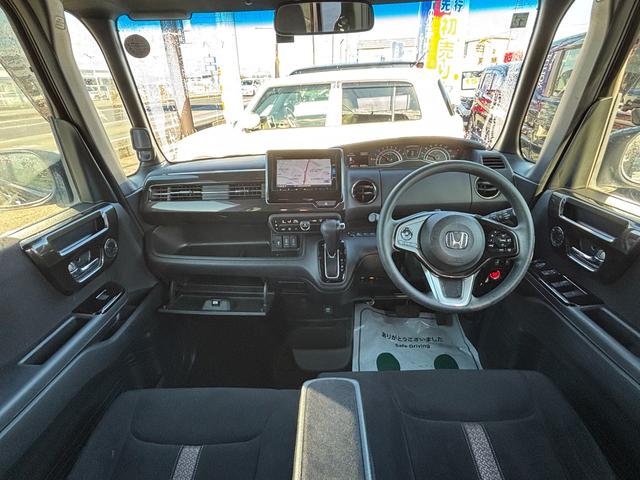 ���V�ԃR���v���[�g�J�[����̔�