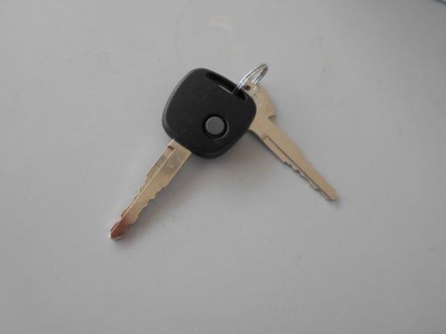 キャリイトラック KCエアコン・パワステ農繁仕様 4WD 軽トラック AT 衝突被害軽減システム キーレスエントリー アイドリングストップ ESC エアコン パワーステアリング パワーウィンドウ  荷台作業灯 デフロック(15枚目)