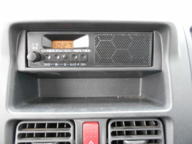 キャリイトラック ＫＣパワステ農繁仕様　４ＷＤ　パワステ　デフロック　荷台作業灯　チェーン　ＭＴ　運転席エアバッグ（3枚目）