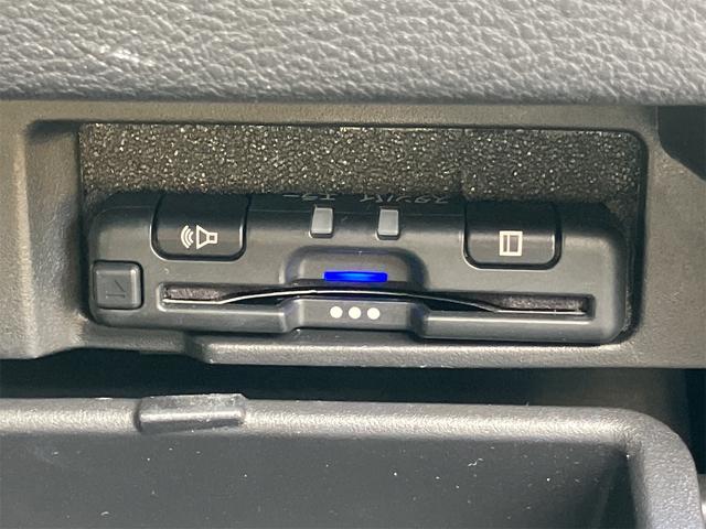 セレナ ハイウェイスター　ＶセレクションＩＩ　４ＷＤ　プロパイロット　９インチナビ　フルセグＴＶ　ＤＶＤ　Ｂｌｕｅｔｏｏｔｈ　全方位カメラ　インテリジェントルームミラー　ＥＴＣ　ドラレコ前後　両側パワースライド　ＬＥＤランプ　リモコンスターター（10枚目）