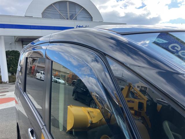 セレナ ハイウェイスター　ＶセレクションＩＩ　４ＷＤ　プロパイロット　９インチナビ　フルセグＴＶ　ＤＶＤ　Ｂｌｕｅｔｏｏｔｈ　全方位カメラ　インテリジェントルームミラー　ＥＴＣ　ドラレコ前後　両側パワースライド　ＬＥＤランプ　リモコンスターター（23枚目）