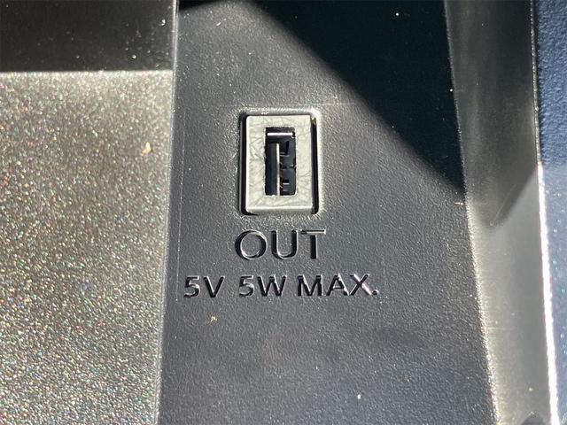 セレナ ハイウェイスター　ＶセレクションＩＩ　４ＷＤ　プロパイロット　９インチナビ　フルセグＴＶ　ＤＶＤ　Ｂｌｕｅｔｏｏｔｈ　全方位カメラ　インテリジェントルームミラー　ＥＴＣ　ドラレコ前後　両側パワースライド　ＬＥＤランプ　リモコンスターター（39枚目）